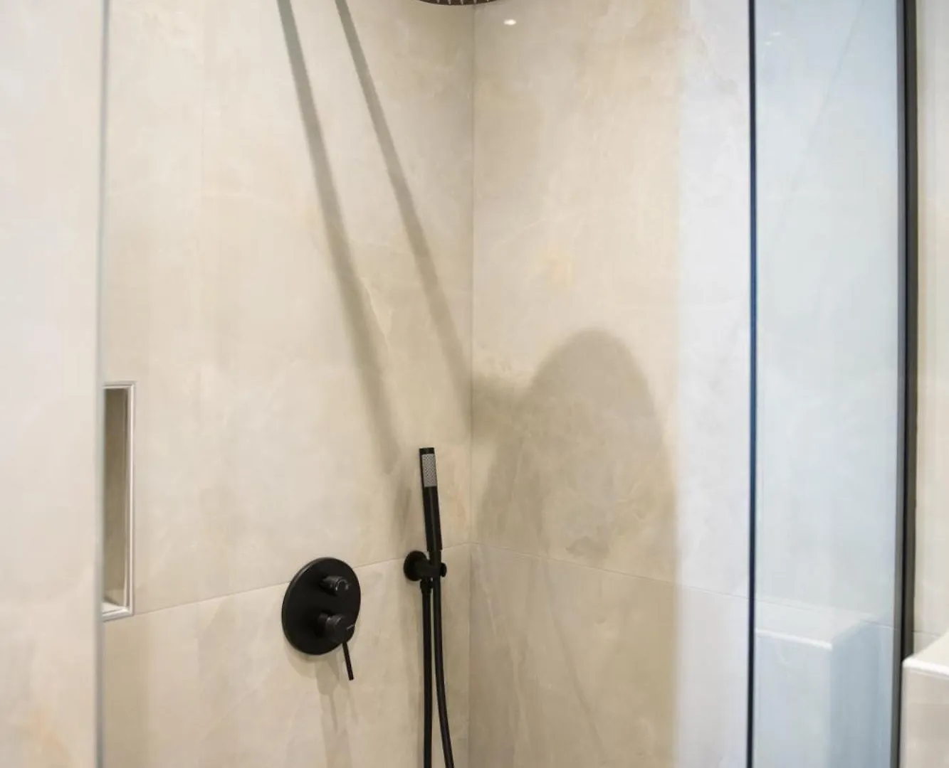 Navarino Lux Suite Thessaloniki 0*,  Greece