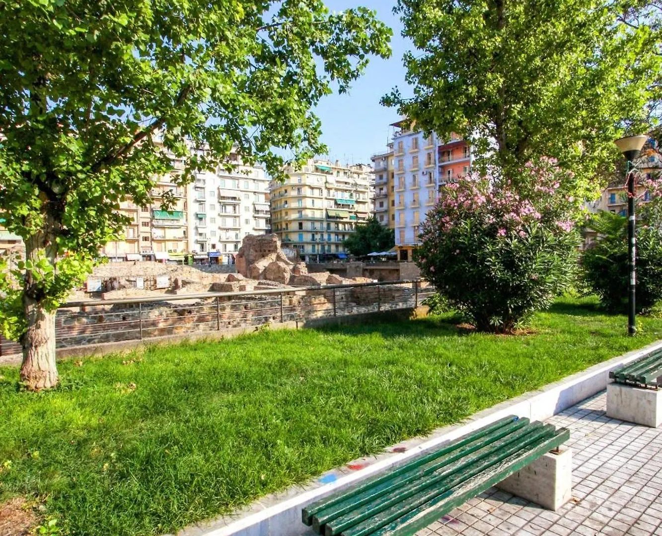 Apartment Navarino Lux Suite Thessaloniki